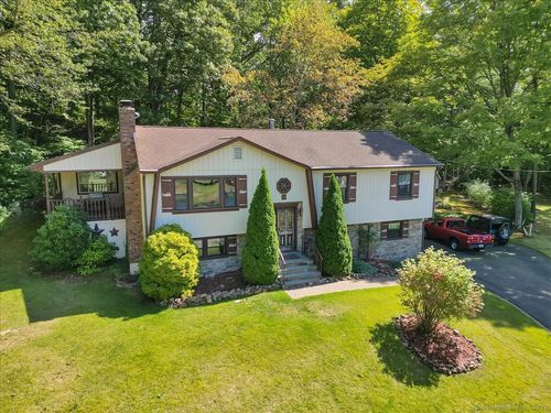 3 Timberland Dr, East Haven, CT, 06513-1965 | Card Image
