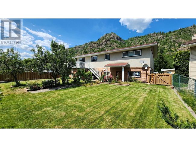 3900 Woodland Dr, House other with 3 bedrooms, 3 bathrooms and 3 parking in Trail BC | Image 43