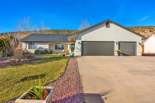 3307 Skyline Loop, Canon City, CO, 81212-8907 | Card Image