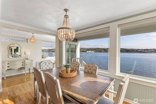 609 Shore Dr, Bremerton, WA, 98310-4856 | Card Image