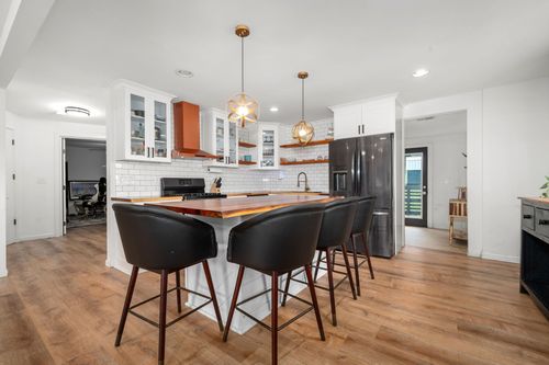 215 Hayes St, Woodbury, TN, 37190-1309 | Card Image