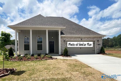 8820 Old Middlestown Rd, Gurley, AL, 35748-6700 | Card Image