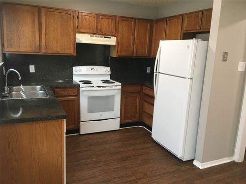 c-1409 Courtney Pl, Cleburne, TX, 76033-7999 | Card Image