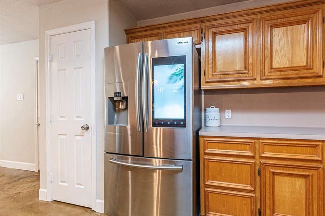 15631 Fir Rd, House other with 3 bedrooms, 2 bathrooms and 6 parking in Santa Fe TX | Image 14