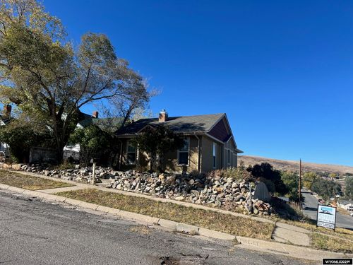 221 E Pine St, Rawlins, WY, 82301-5721 | Card Image