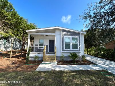 902 S 11 Th Street, House other with 3 bedrooms, 2 bathrooms and null parking in Fernandina Beach FL | Image 1