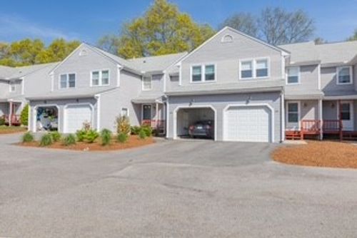 apt-303-154 Bear Hill Rd, Cumberland, RI, 02864-6018 | Card Image