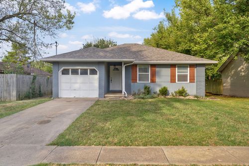 931 S Main Ave, Springfield, MO, 65806-3011 | Card Image