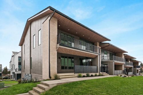 605 Sovereign Common Sw, Calgary, AB, T3C3Y3 | Card Image