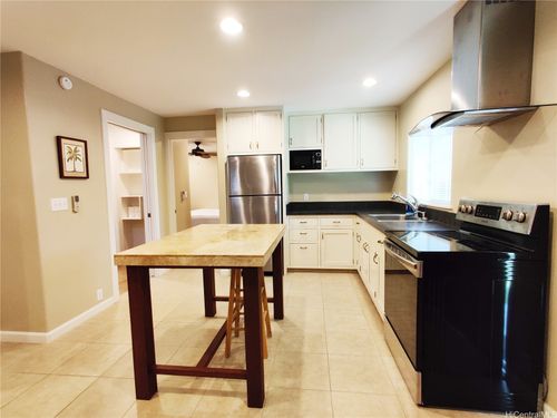 c-958 Holoholo St, Kailua, HI, 96734-4017 | Card Image