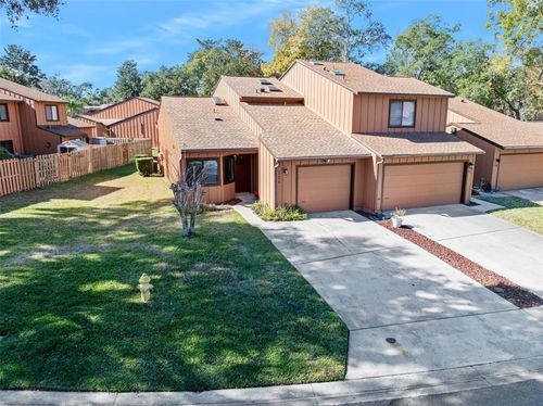 324 Park Pl W, Ormond Beach, FL, 32174-6957 | Card Image