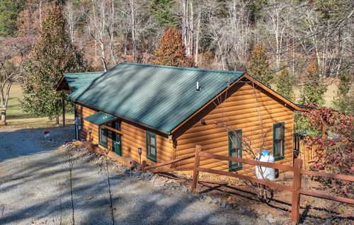 230 Meadow Creek Ln, Murphy, NC, 28906-0449 | Card Image