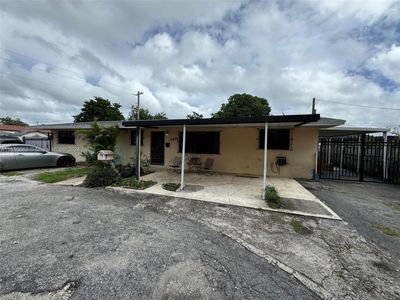 5471 W 12th Ave, House other with 5 bedrooms, 3 bathrooms and null parking in Hialeah FL | Image 1