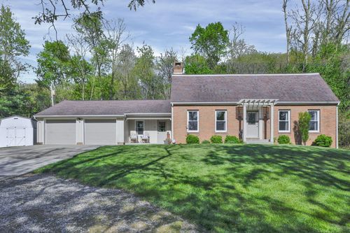 1570 Lancaster Kirkersville Rd Nw, Lancaster, OH, 43130-8597 | Card Image