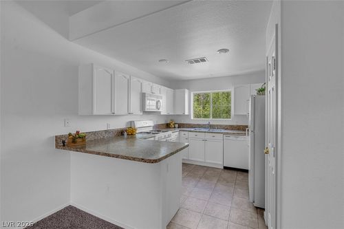 203-353 Amber Pine St, Las Vegas, NV, 89144-4222 | Card Image