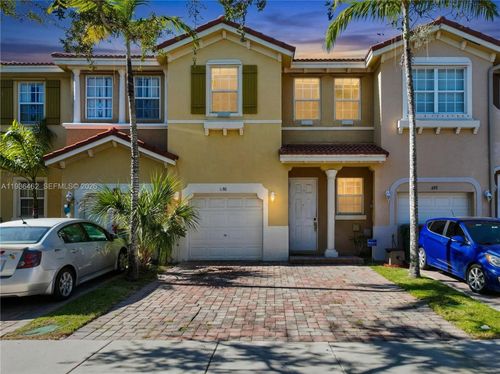 686 Ne 21st Ave, Homestead, FL, 33033-6037 | Card Image