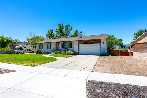 10446 S Weeping Willow Dr, Sandy, UT, 84070-4244 | Card Image