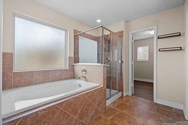 105 Highland Pl, House other with 4 bedrooms, 3 bathrooms and null parking in Cibolo TX | Image 16