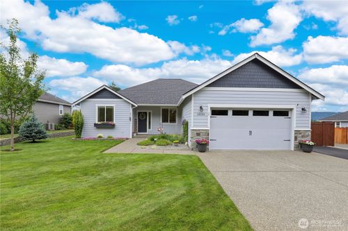 10135 Albany Park Ln Sw, Rochester, WA, 98579-7538 | Card Image