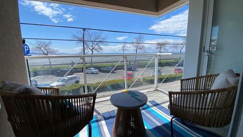 206-1119 Vidal St, White Rock, BC, V4B3T4 | Card Image