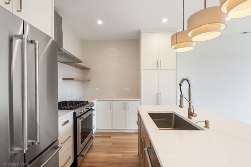 2-1521 W 17th St, Chicago, IL, 60608-2009 | Card Image