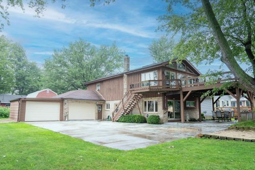 107 Parkway Ct, Saint Marys, OH, 45885-1144 | Card Image