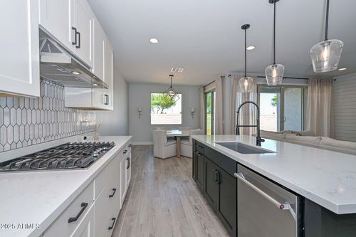 26428 N Thornhill Dr, Peoria, AZ, 85383-5988 | Card Image