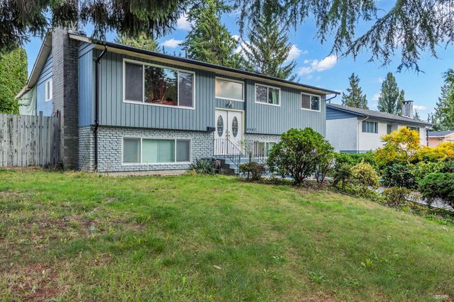 9942 Semiahmoo Rd, House other with 6 bedrooms, 3 bathrooms and 5 parking in Surrey BC | Image 11