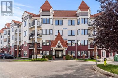 30 Royal Oak Plaza Nw, Condo with 2 bedrooms, 2 bathrooms and 1 parking in Calgary AB | Image 3