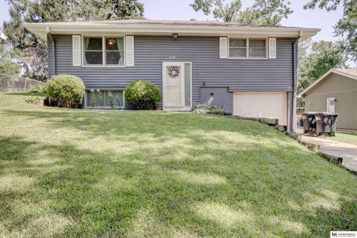 5635 N 93rd Ave, Omaha, NE, 68134-1712 | Card Image