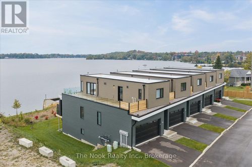 16-19 West Street N, Kawartha Lakes (Fenelon Falls), ON, K0M1N0 | Card Image