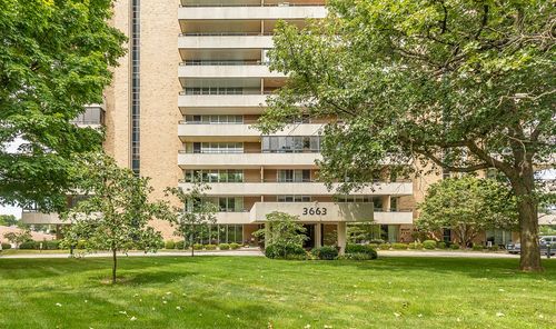 107-3663 Grand Ave, Des Moines, IA, 50312-4337 | Card Image