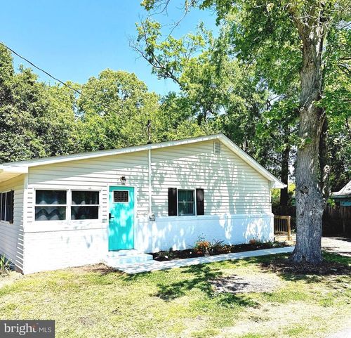 22381 Cedar St, LEONARDTOWN, MD, 20650-2544 | Card Image