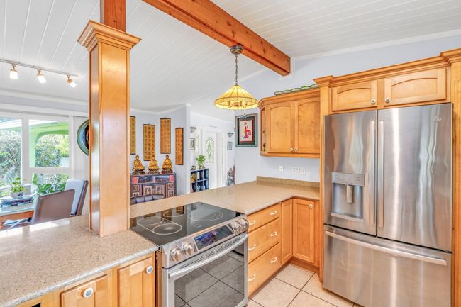 Kitchen | Image 8