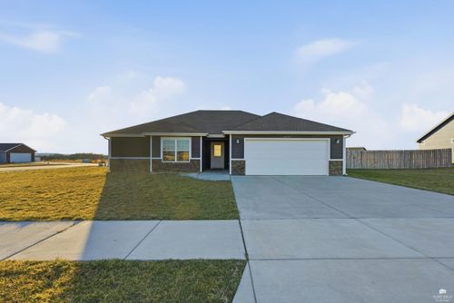 4374 Glenn View Dr, Manhattan, KS, 66502-7714 | Card Image