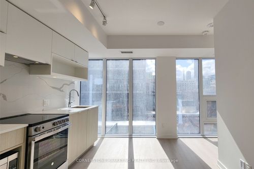 908-100 Queen St E, Toronto, ON, M5C0B5 | Card Image