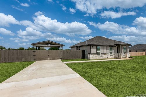 16114 Vaquero Dr, Atascosa, TX, 78002-5223 | Card Image