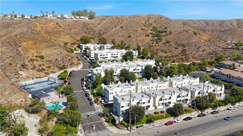 12-18209 Sierra Hwy, Canyon Country, CA, 91351 | Card Image