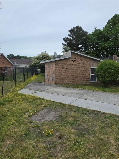1056 Dubose Drive, Norfolk, VA, 23504 | Card Image