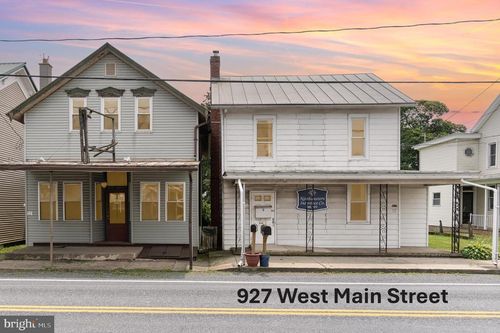 927 W Main St, VALLEY VIEW, PA, 17983-9402 | Card Image