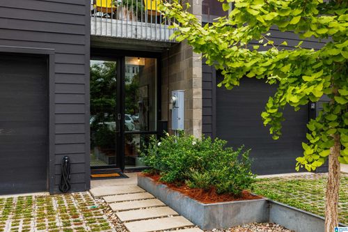 2117 Morris Ave, BIRMINGHAM, AL, 35203-4209 | Card Image