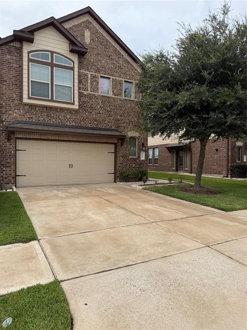 1234 Willow Plains Ln, Rosenberg, TX, 77471-1739 | Card Image