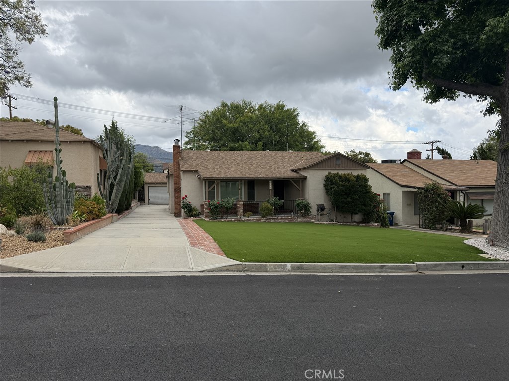 Residential Income in Burbank 4