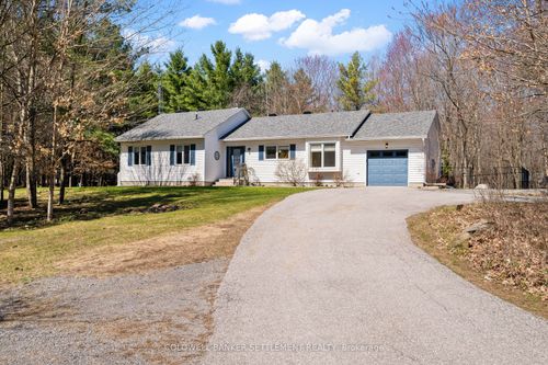 355 Otty Way, Perth, ON, K7H0E5 | Card Image