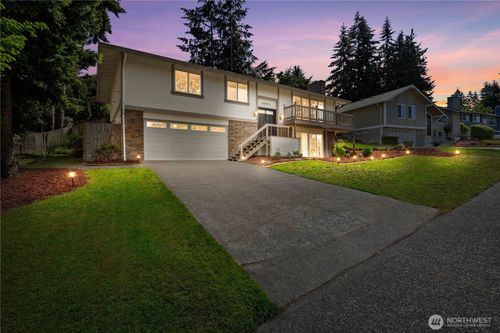 3907 Sw 328th St, Federal Way, WA, 98023-2627 | Card Image