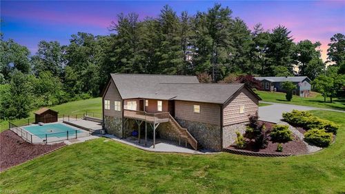 4962 Serenity Ln, Granite Falls, NC, 28630-8205 | Card Image