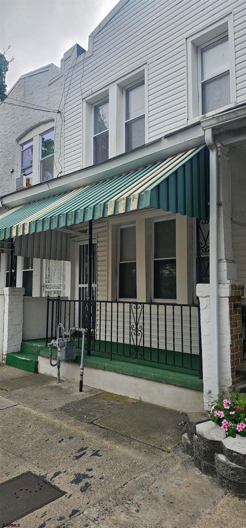 1044 N Ohio Ave, Atlantic City, NJ, 08401-2038 | Card Image