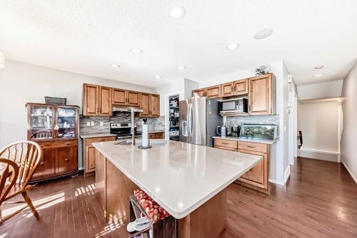 377 Cimarron Blvd, Okotoks, AB, T1S2L8 | Card Image