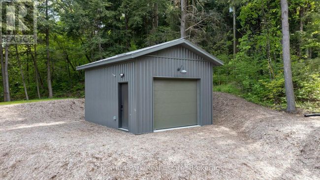 2438 Kushog Lake Road, House other with 5 bedrooms, 6 bathrooms and 8 parking in Algonquin Highlands (Stanhope) ON | Image 38