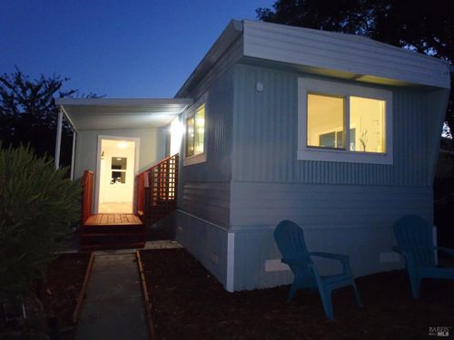 32 Goya Dr, Fairfield, CA, 94534-1008 | Card Image